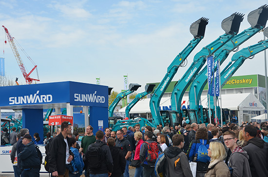 yp街机智能高端市场展风范