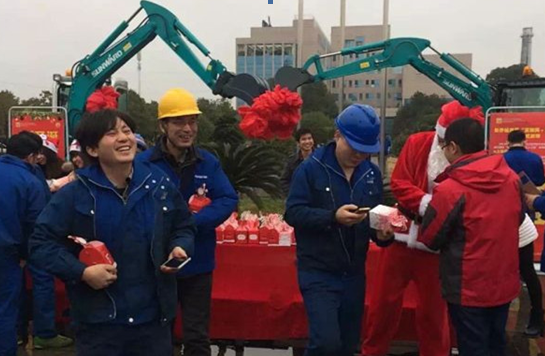 平安果驾到，，，好事要来到