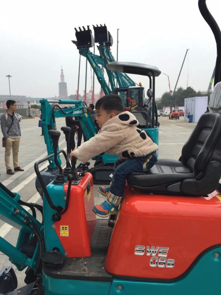 配博会上yp街机智能“迷你”装备展精新本色