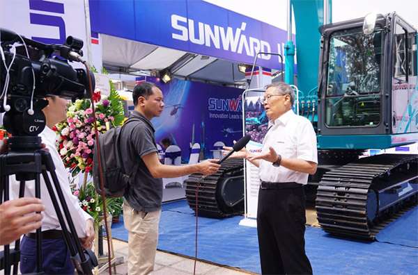 yp街机智能携全球领先凿岩装备，，，，，引爆越南矿业展