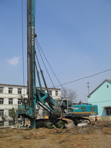 华美逆袭篇之——yp街机智能SWDM20旋挖钻机KO其他品牌25旋挖钻机