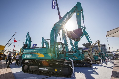 yp街机智能酷帅曾大虾，，，，，，，一大波美图带你亲临北京BICES展