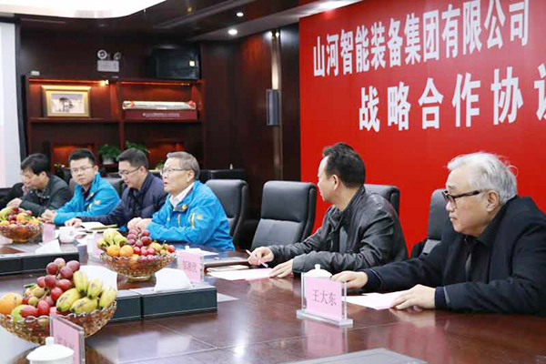 yp街机智能与龙浩航空集团携手，，，，，，，，助推湖南航空工业生长