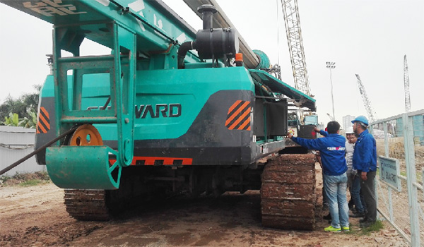 效劳一线‖在越南为十台旋挖钻机做“保姆”的日子
