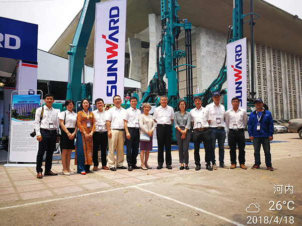 yp街机智能携全球领先凿岩装备，，，，，引爆越南矿业展