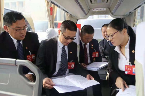 中国工会17大代表张爱民：新时代是干出来的，，，，，，工会也是干出来的