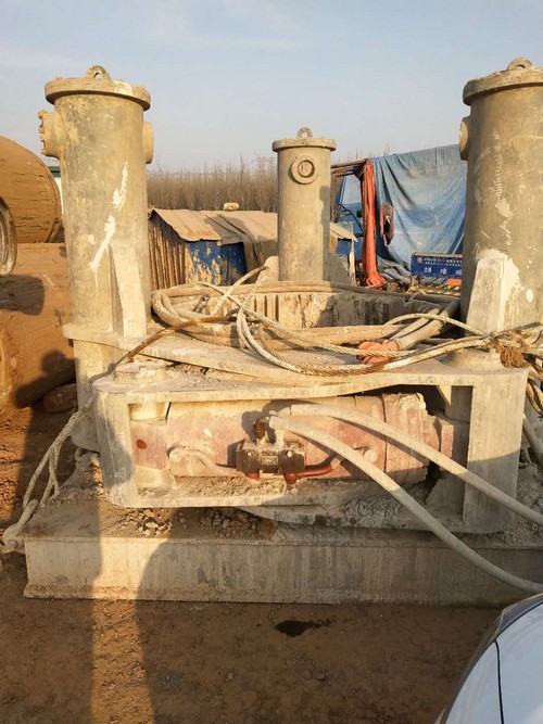 本钱节约几百万，，，，，，，，这台旋挖是我的摇钱树