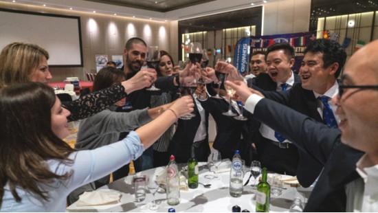 携手同谋未来，，，， yp街机智能2018欧洲署理商大会盛大召开