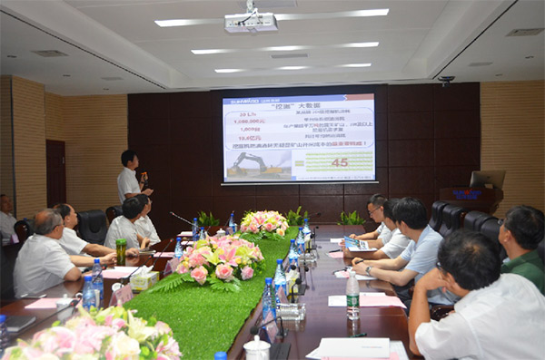 科技部高手艺中心副主任袁建湘考察调研yp街机智能