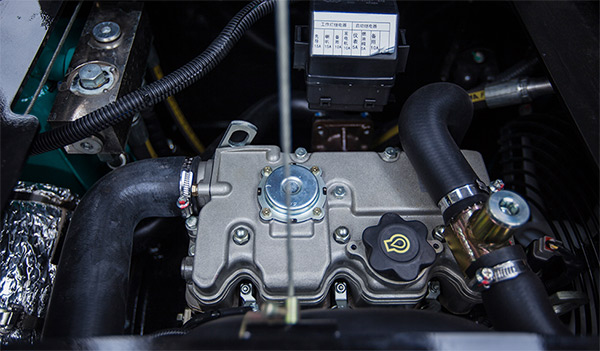 “C位”出道 14.5万元yp街机智能微挖18UB等你开回家