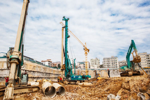 为何 SUNWARD 把持此地？？？来看看施工方怎么回覆