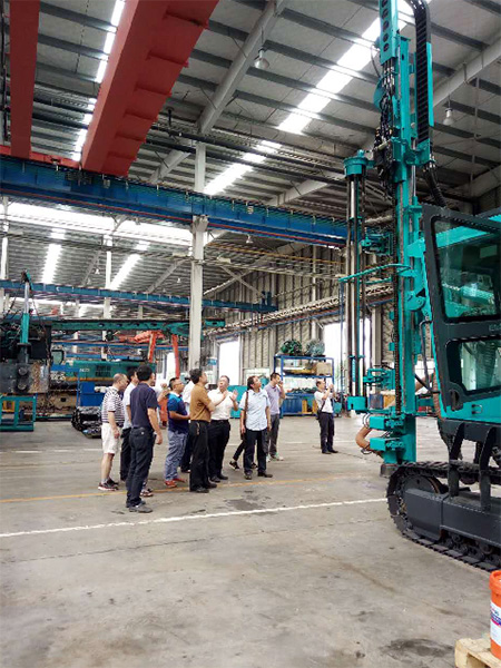 2017年钻凿工业生长峰会在yp街机智能顺遂召开