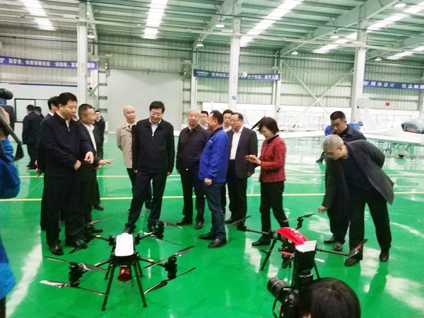 省委书记杜家毫勉励yp街机智能：做大做强航空航天工业