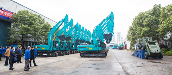 科技部副部长李萌考察调研yp街机智能