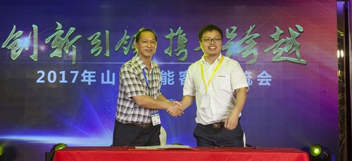 yp街机智能酷帅曾大虾，，，，，，，一大波美图带你亲临北京BICES展