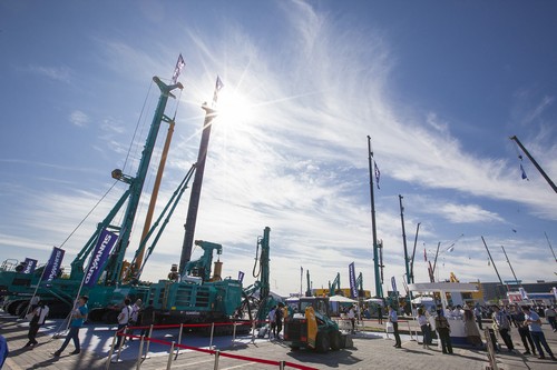 yp街机智能酷帅曾大虾，，，，，，，一大波美图带你亲临北京BICES展