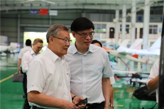 广州市国资委党委书记、主任陈浩钿莅临yp街机智能考察指导