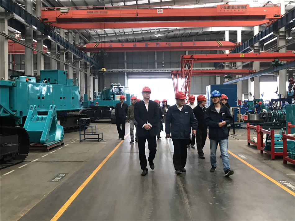 长沙市总工会党组书记周宏兆一行莅临yp街机智能考察调研