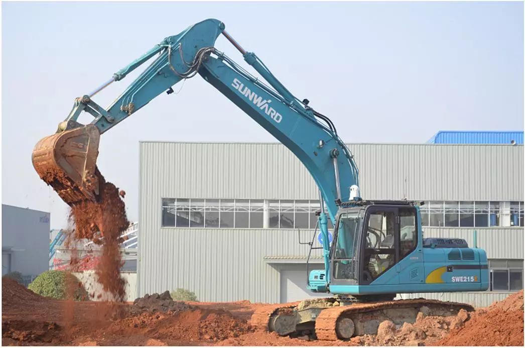 yp街机智能智能挖掘机喜报频传