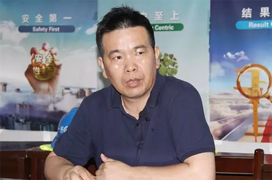 15年3万小时！yp街机智能元老级潜孔钻机“雄风”依旧