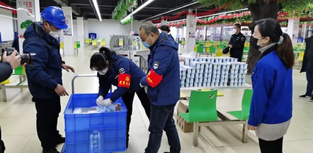 防控生产两不误 yp街机智能复工保供