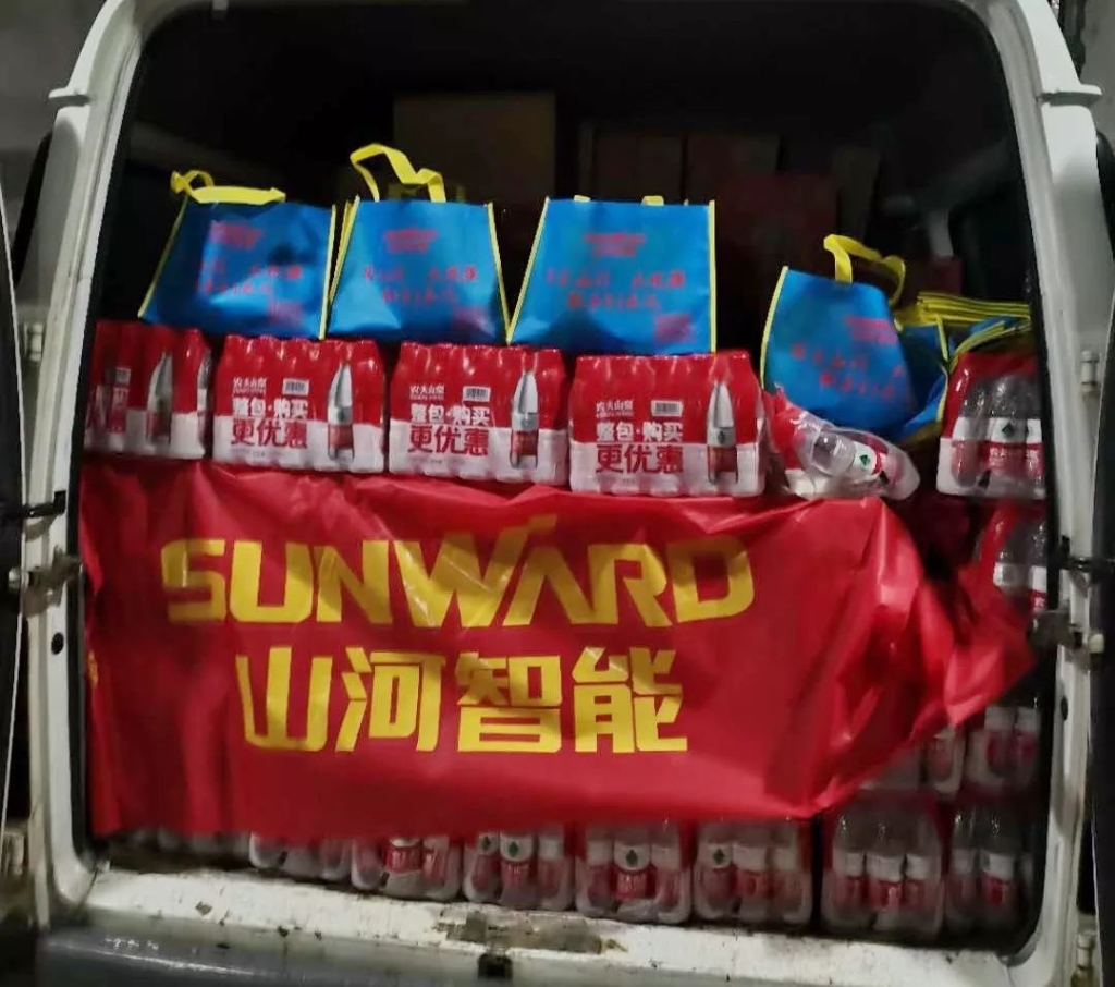 大爱无疆，，，，，，，，yp街机智能急援武汉