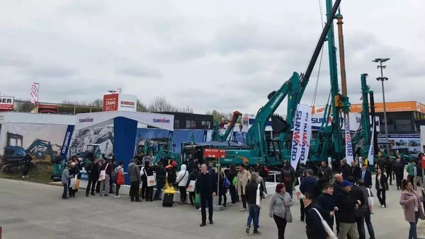 统一个天下，，，，，，，，统一个梦想，，，，，，，，yp街机智能德国宝马展完善收官