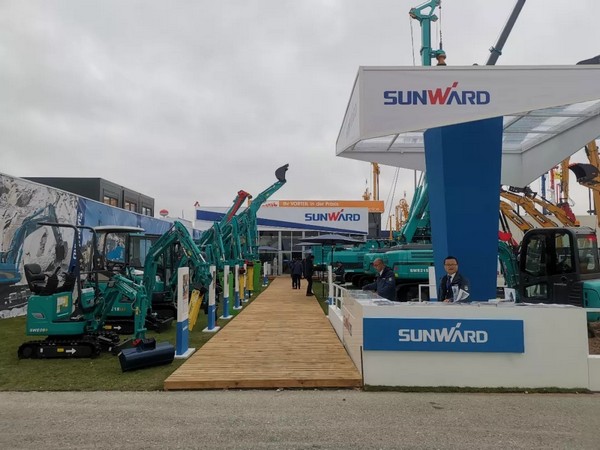 向天下展示中国“智造”魅力，，，yp街机智能携立异阵容闪灼德国宝马展