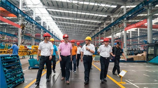 广州市国资委党委书记、主任陈浩钿莅临yp街机智能考察指导