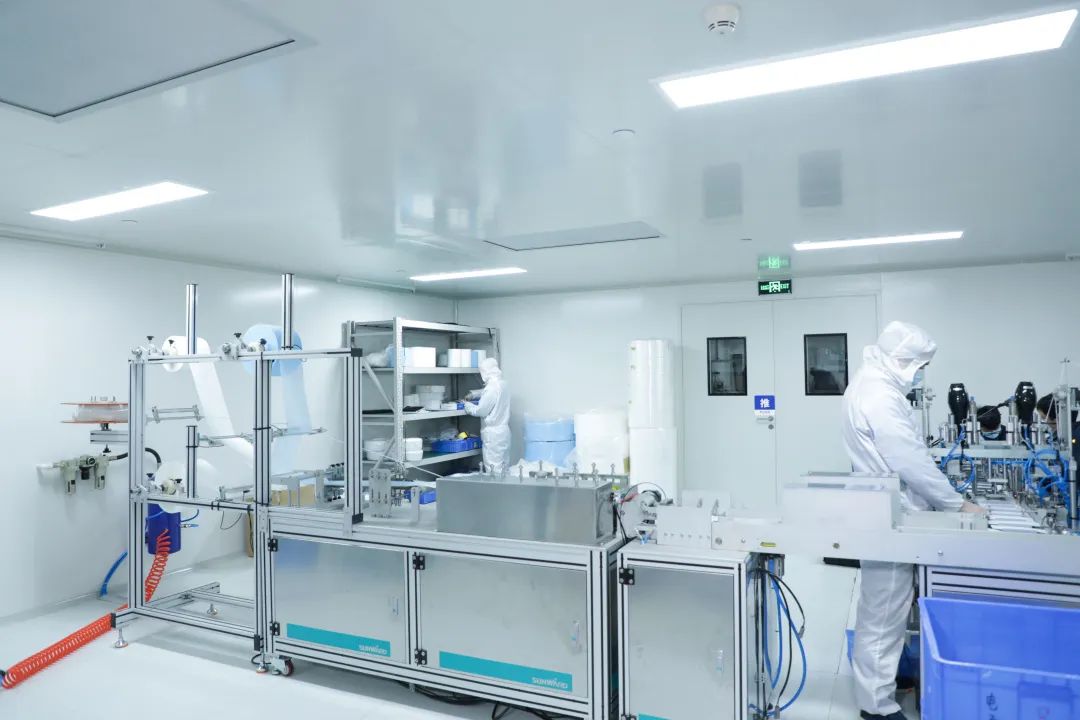 yp街机智能首批10万只自产口罩发放客户