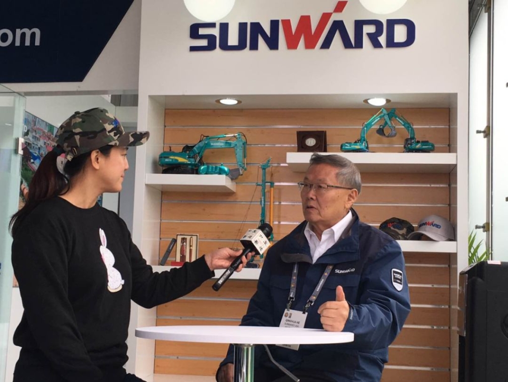 yp街机智能全新亮相美国工程机械展