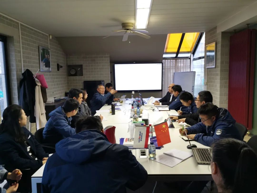 yp街机智能董事长何清华“疫”向西欧行