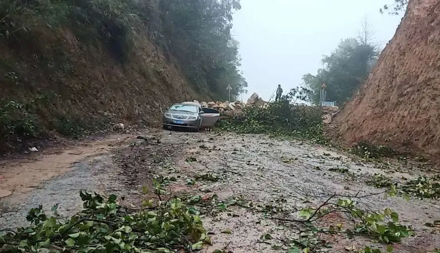 疫情阻隔，，，，，，效劳常在