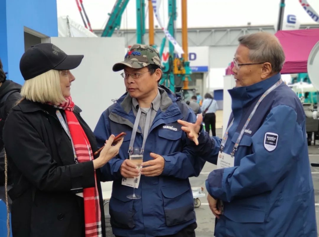 yp街机智能全新亮相美国工程机械展