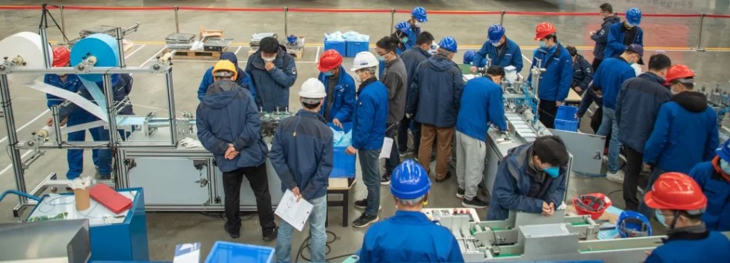 yp街机智能首台口罩机交付客户