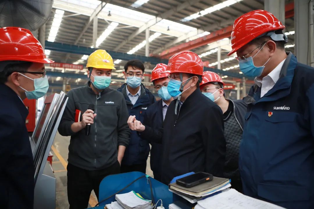 宁夏工信厅副厅长张伟一行调研yp街机智能