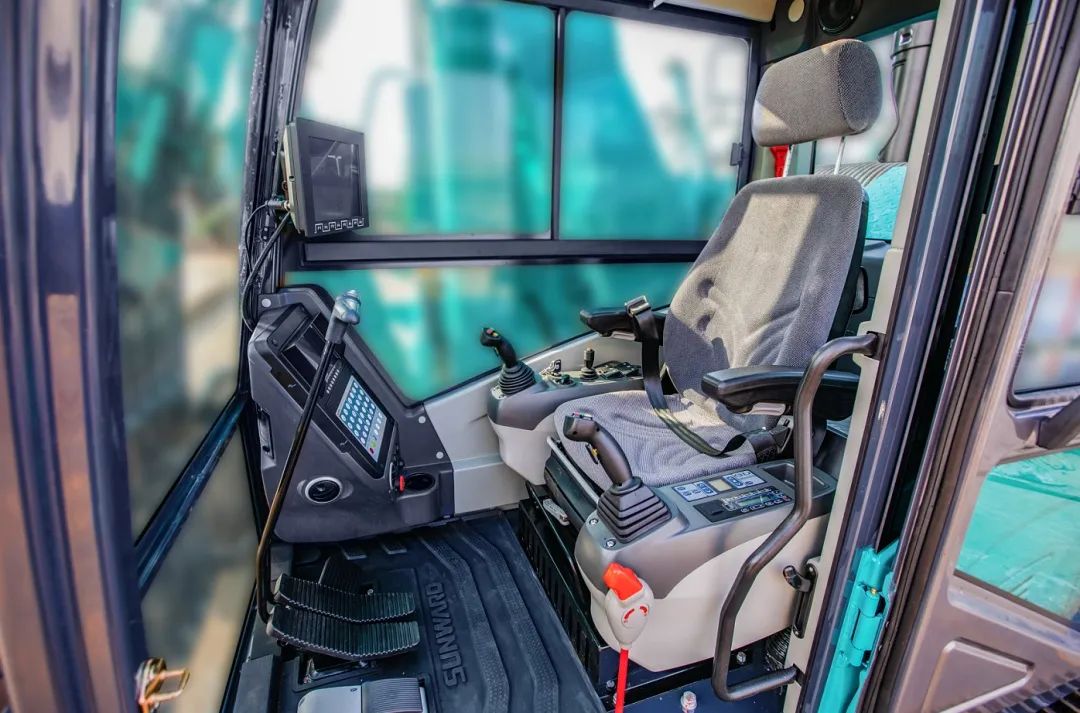 入岩家族添新丁，，，，，，，，SWDM400旋挖钻机批量上市