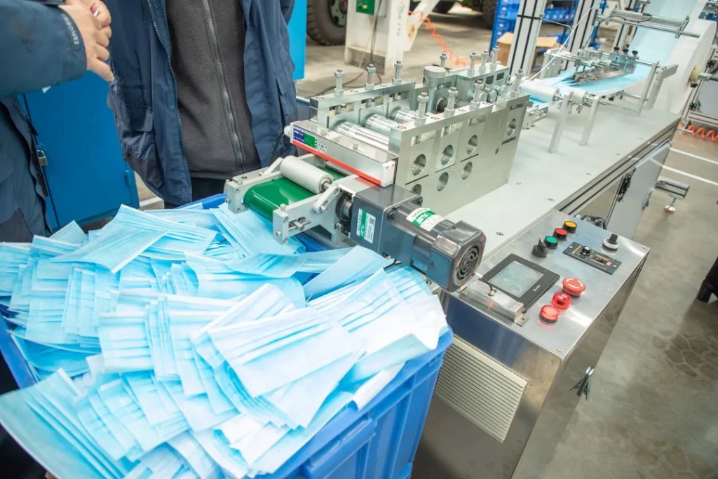 yp街机智能接下国际订单，，，，缓全球口罩紧缺之急