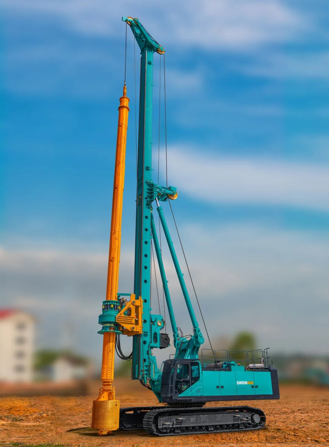 入岩家族添新丁，，，，，，，，SWDM400旋挖钻机批量上市