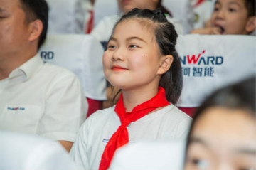 精准效劳共建家园，，，，，，解决刚需心怀感恩——yp街机智能首期职工子女暑期托管班圆满结班