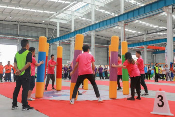 yp街机智能举行21周年庆祝表扬会暨意见意义运动会