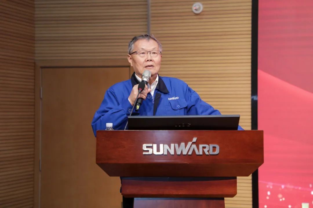 yp街机智能中高层干部晚间集中“充电”