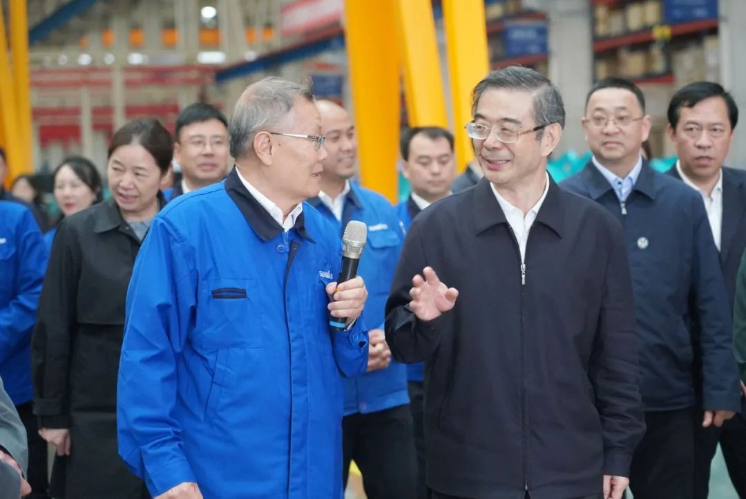 周强调研yp街机智能：增强知识产权；；； 效劳立异驱动生长