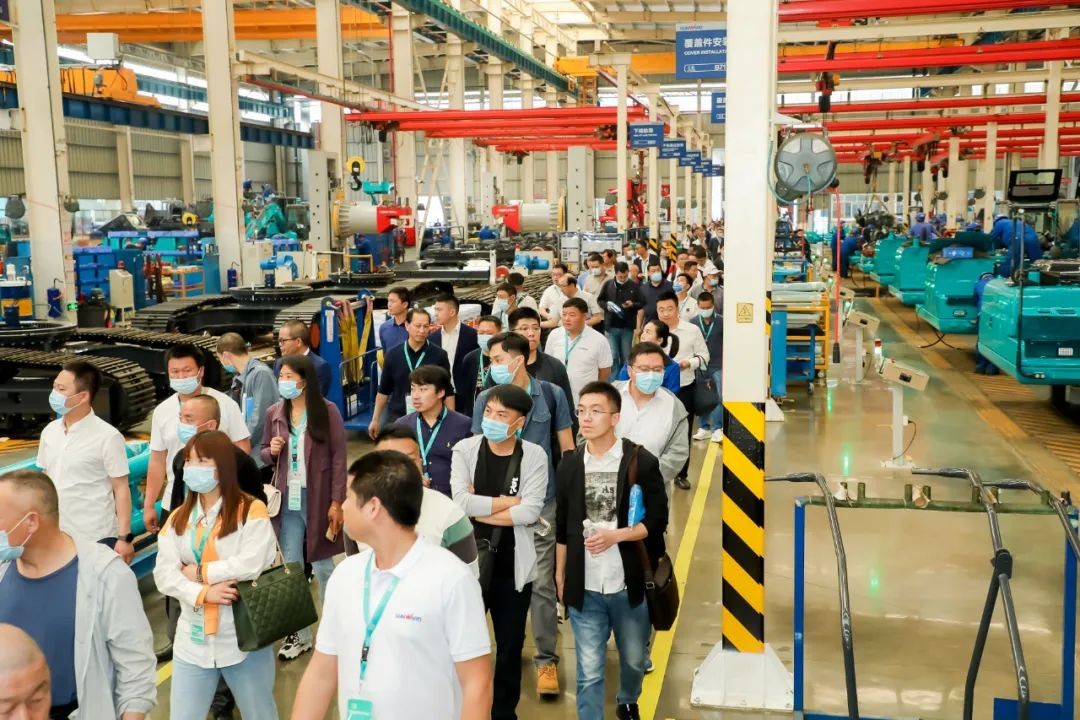 “爆品”出击！yp街机智能客户交流会签约超8亿元