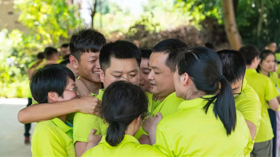 【夯基础 强执行 跨高度】2019yp街机智能挖掘机营销公司拓展训练营顺遂开展