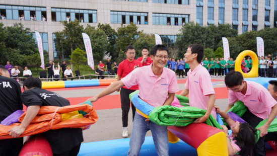 风华十九载，，，，携手再腾飞！——庆祝yp街机智能建设十九周年表扬会暨意见意义运动会