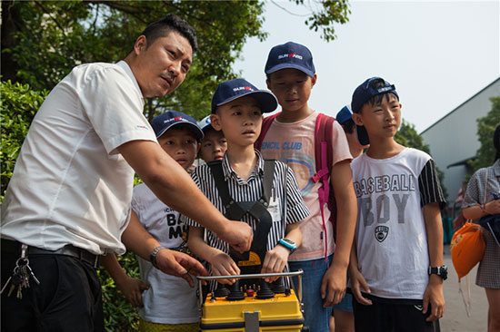 这个炎天，，，，亲子玩转yp街机智能“三栖”装备