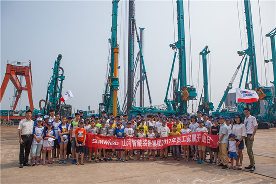 这个炎天，，，，亲子玩转yp街机智能“三栖”装备