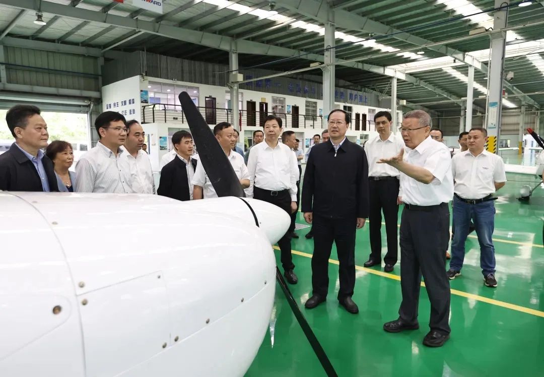 毛伟明调研yp街机科技：打造天下一流的通用航空工业基地