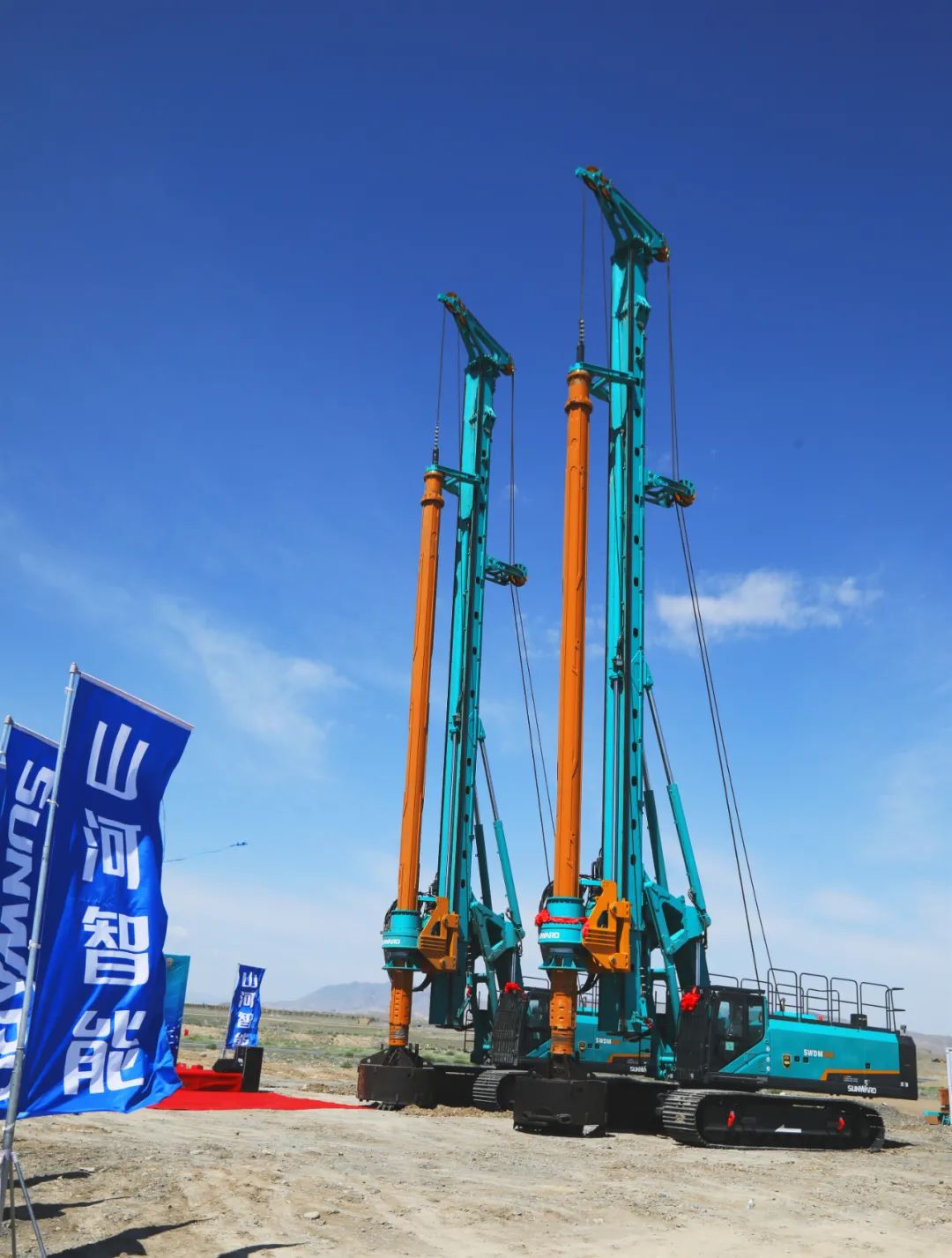 yp街机智能产品交付中国能建葛洲坝集团，，，，助力建设大美新疆